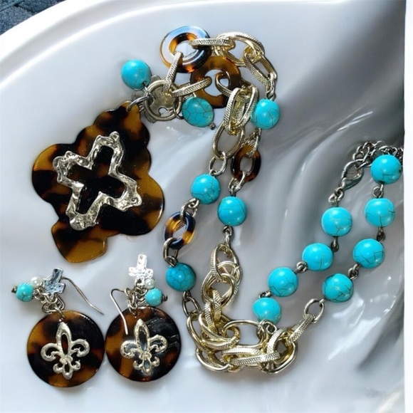 Turquoise & Tortoise Cross & Fleur-de-Lis Necklace Set Boho Designer Inspired - Picture 1 of 11